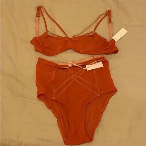 Lonely lingerie matching set
